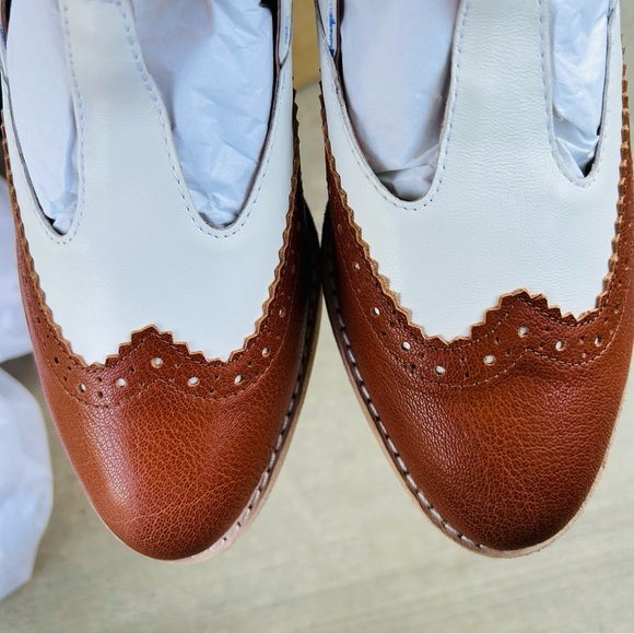 Anthropologie All Black Two-Tone Brown Leather Mary Jane Shoes Belted Wings NWT - Picture 14 of 16